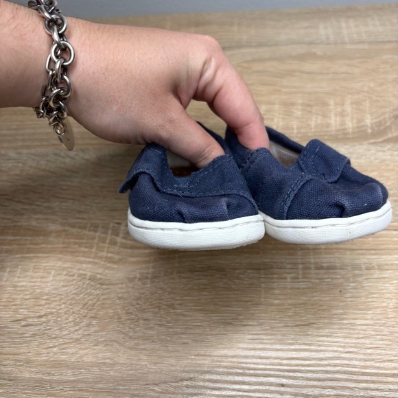 TOMS Baby Navy Blue Slip-On Shoes 4 - Picture 3 of 5